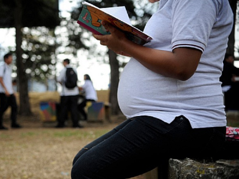 Urge Equifonía a instituciones públicas y privadas a trabajar en erradicar embarazos de niñas