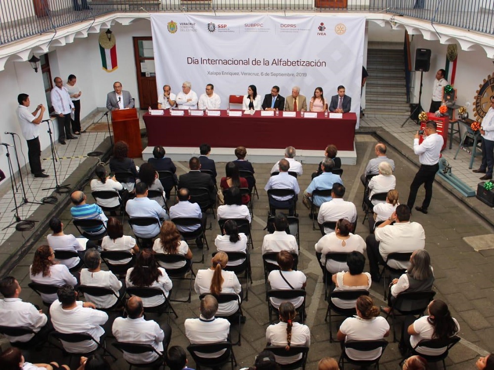 Entrega SSP 168 constancias de alfabetización a población penitenciaria