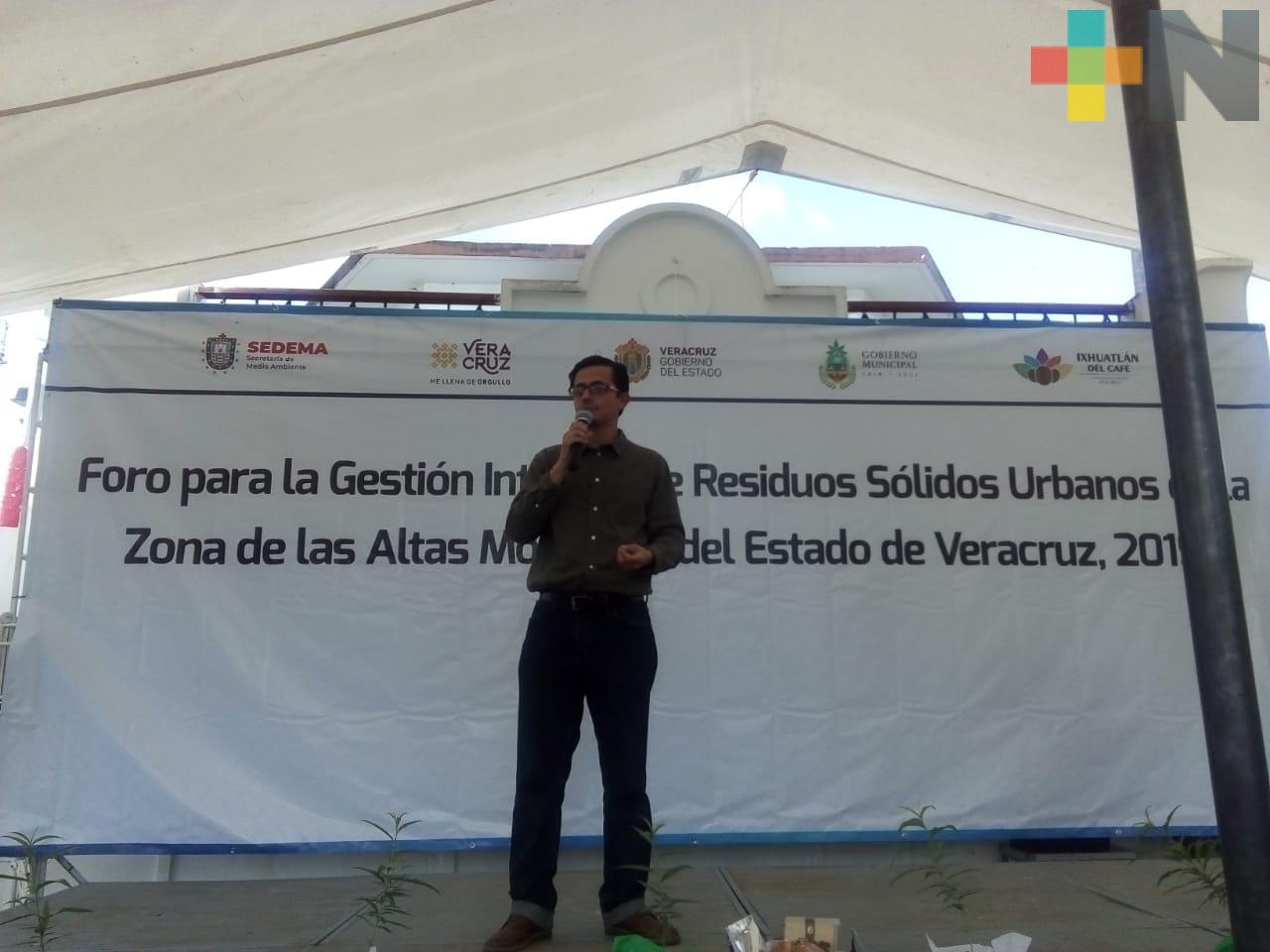 Coadyuvan Sedema e Ixhuatlán del Café al desarrollo sostenible mediante gestión adecuada de sus residuos