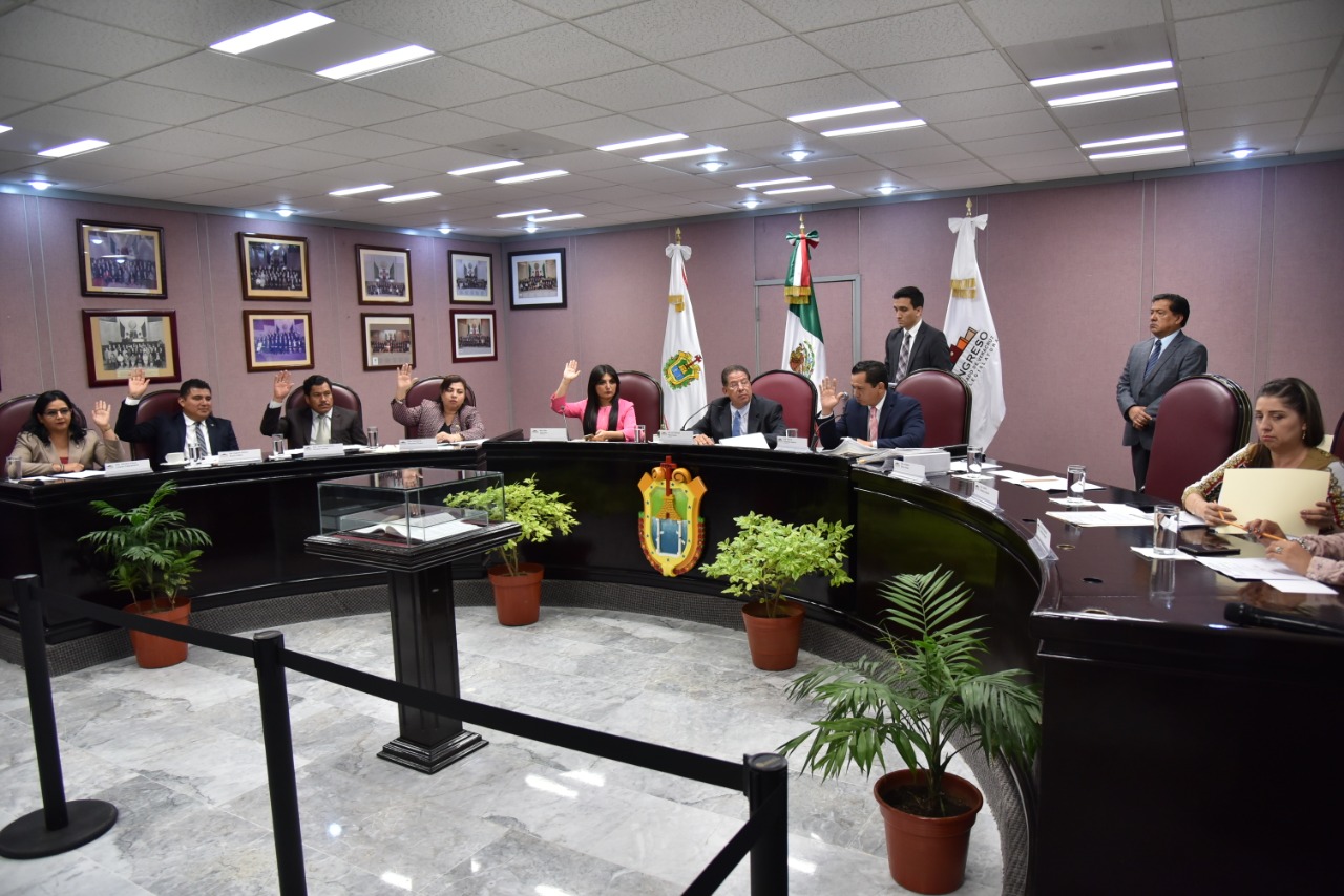 Recibe Congreso iniciativa del Gobernador en materia educativa y profesional