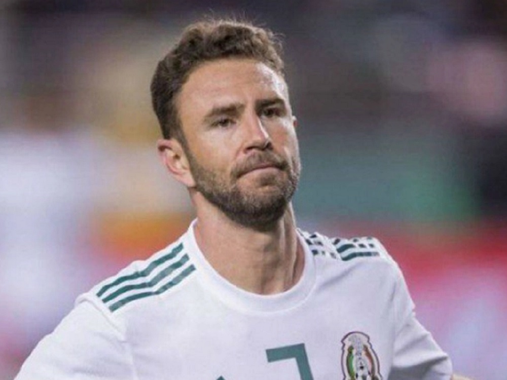 Miguel Layún sale en defensa de seleccionados mexicanos