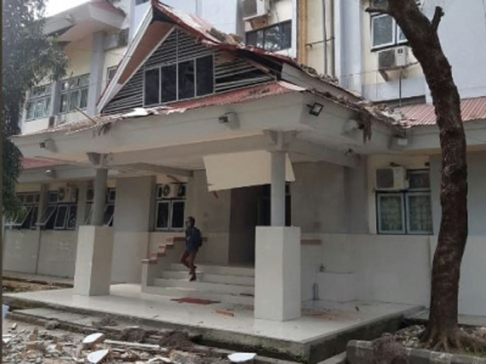 Sismo de 6.8 grados de magnitud en Indonesia deja tres muertos