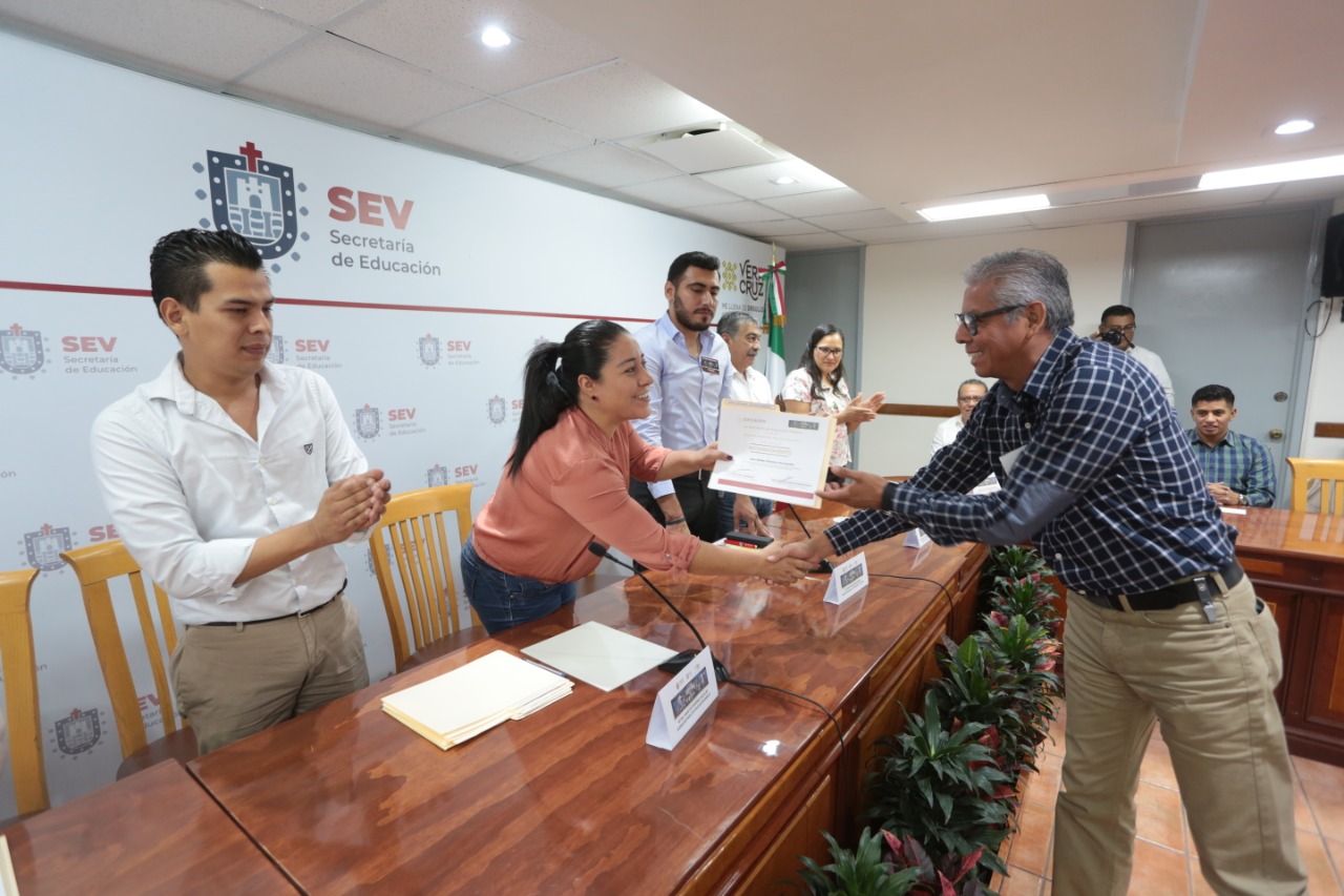 Maestros veracruzanos, pioneros en la Estrategia Nacional de Interlocución con Docentes de la SEP