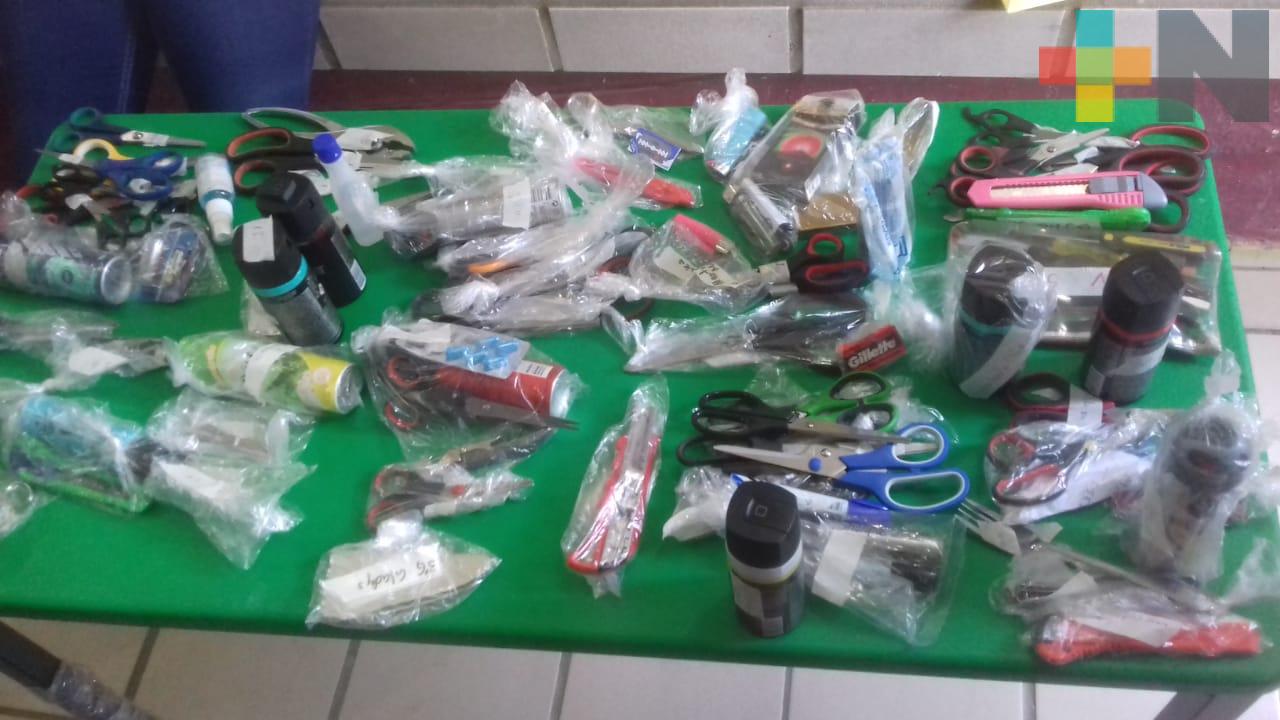 Realizaron operativo mochila en CECyTEC Tres Valles