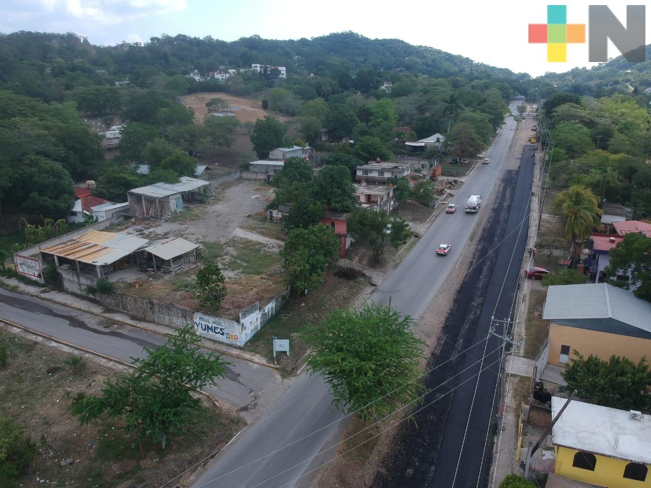 Rehabilitan calles de Tantoyuca