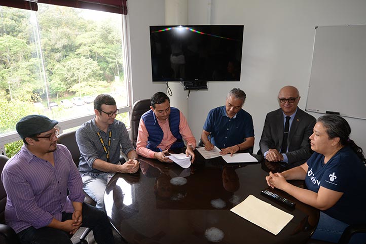 Jazzuv y RTV firmaron convenio de colaboración