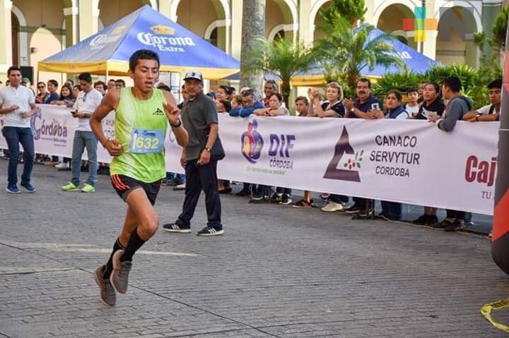 Confirma Abel Oliva participación en Medio Maratón Puerto de Veracruz 2020