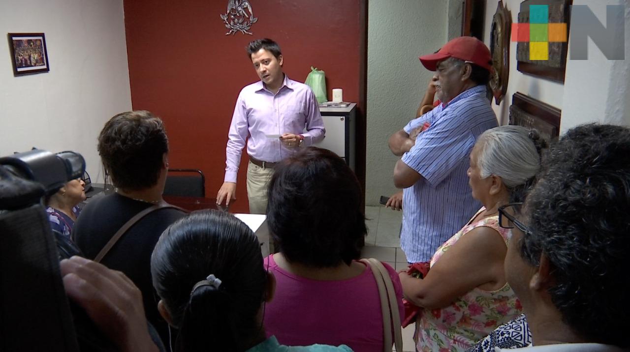 Ayuntamiento de Coatzacoalcos atiende a personas afectadas por sismos; aún no reciben apoyos para reconstruir viviendas
