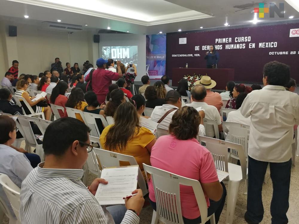 CEDH capacita a funcionarios públicos del sur de Veracruz