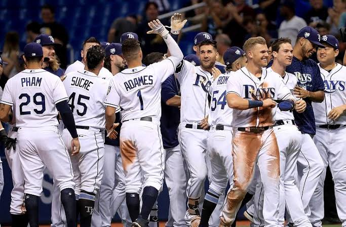 Rays de Tampa Bay sigue vivo al derrotar a Astros de Houston
