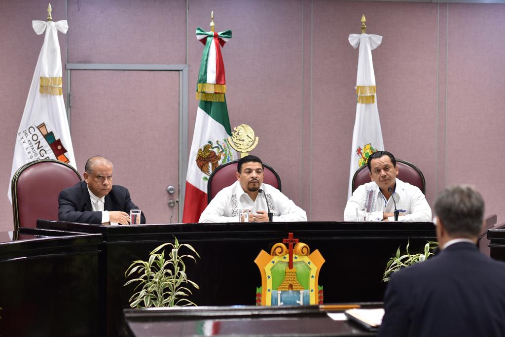 Entrevistan a seis aspirantes a titular de la Contraloría Interna de la Fiscalía General