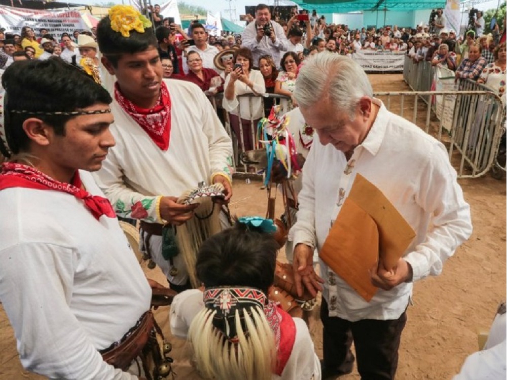 Ofrecerá López Obrador disculpas a pueblos indígenas en 2021