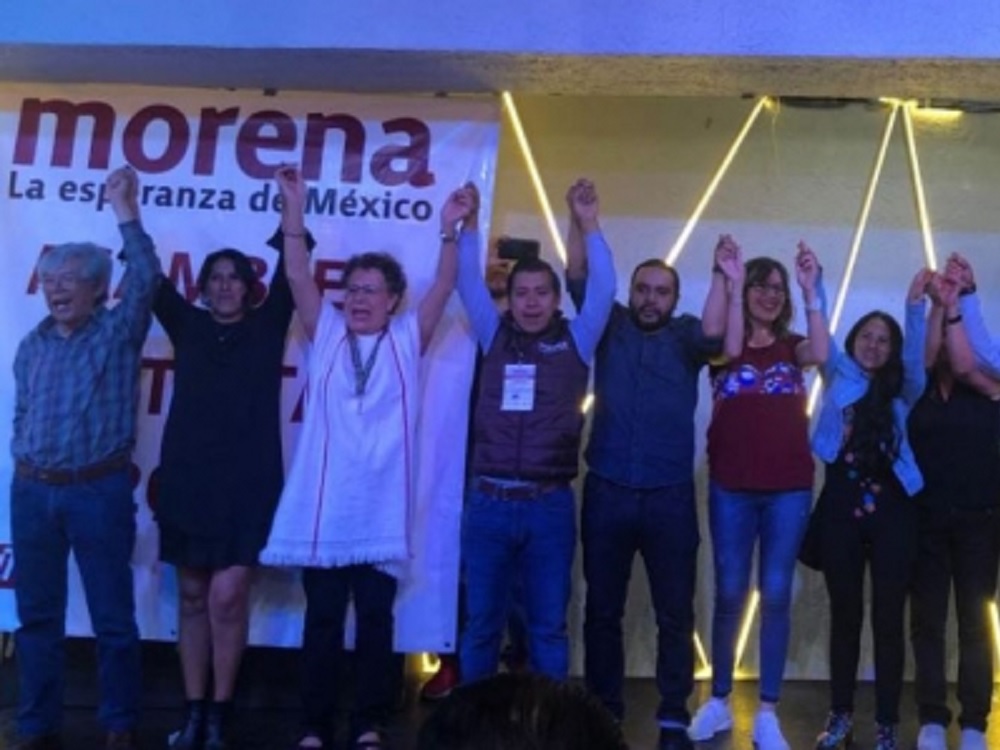 Pide López Obrador a morenistas no dejarse manipular