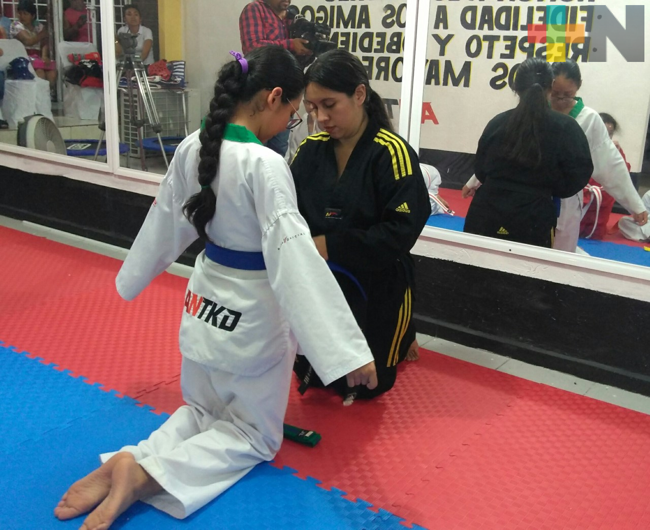 Realizaron cambio de grados en Academia Nacional de Taekwondo