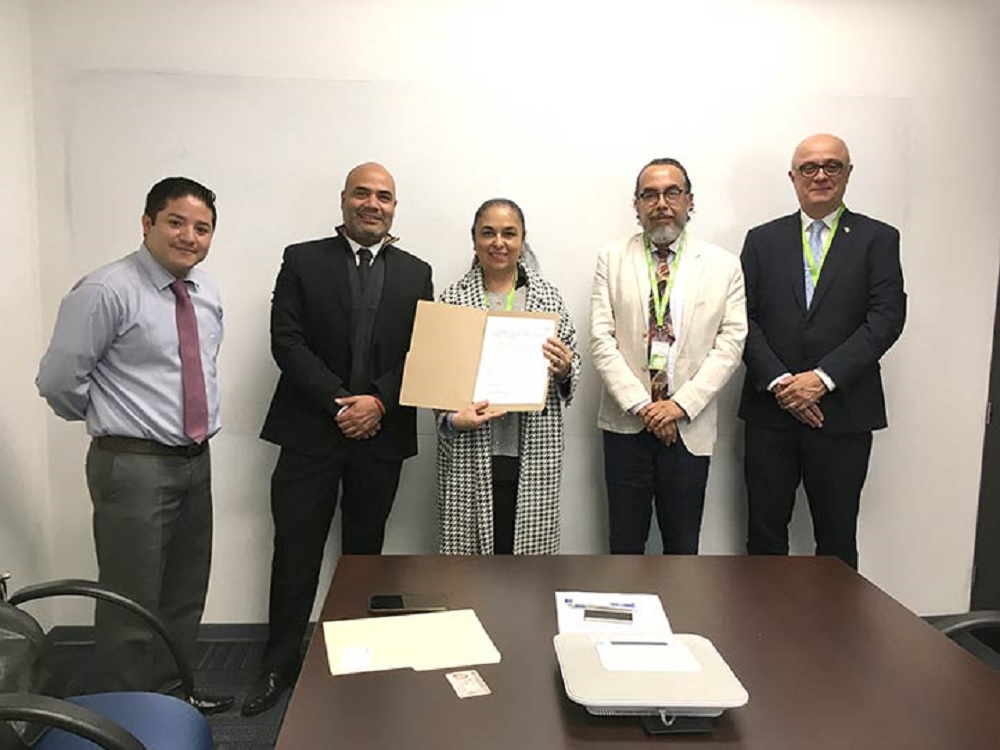 UV recuperó concesión de radio en AM