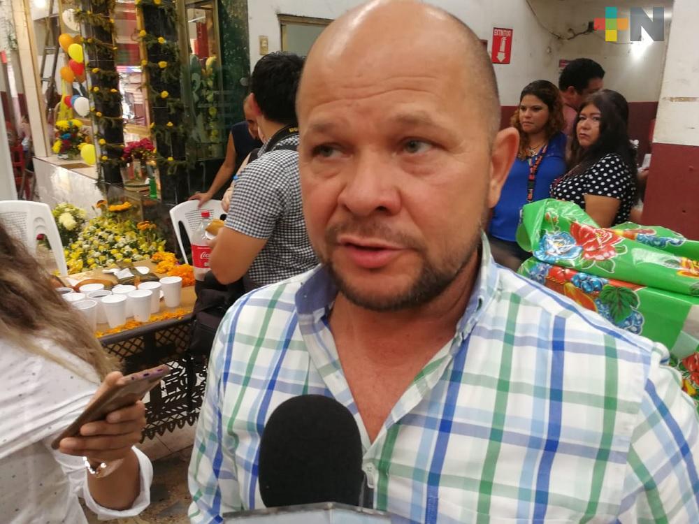 Aún sin retirar tanques estacionarios de gas en mercado Morelos de Coatzacoalcos