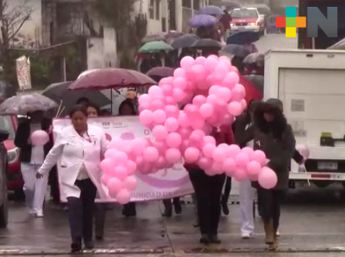 Realizan campaña de prevención del cáncer de mama en Huayacocotla