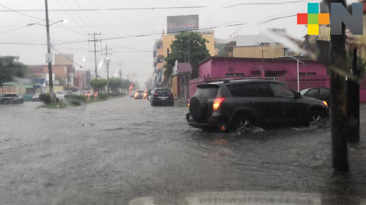 Veracruz se mantiene en Alerta Gris, por fuertes lluvias