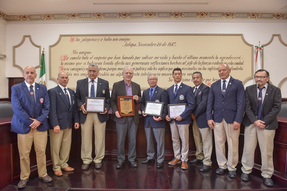 Ayuntamiento de Xalapa nombra visitantes distinguidos a los master en Tang Soo Do