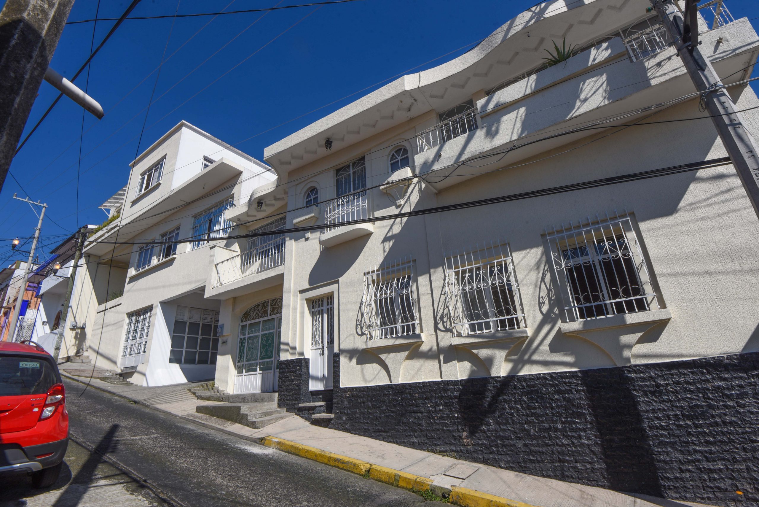 Ayuntamiento de Xalapa dignifica áreas de trabajo; reubica oficinas