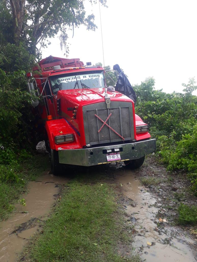 Recupera Seguridad Pública dos automóviles y un tortón robados
