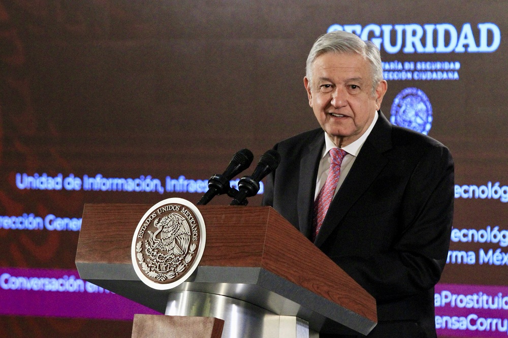 Ciudadanos no permitirán golpe de Estado, reafirma López Obrador
