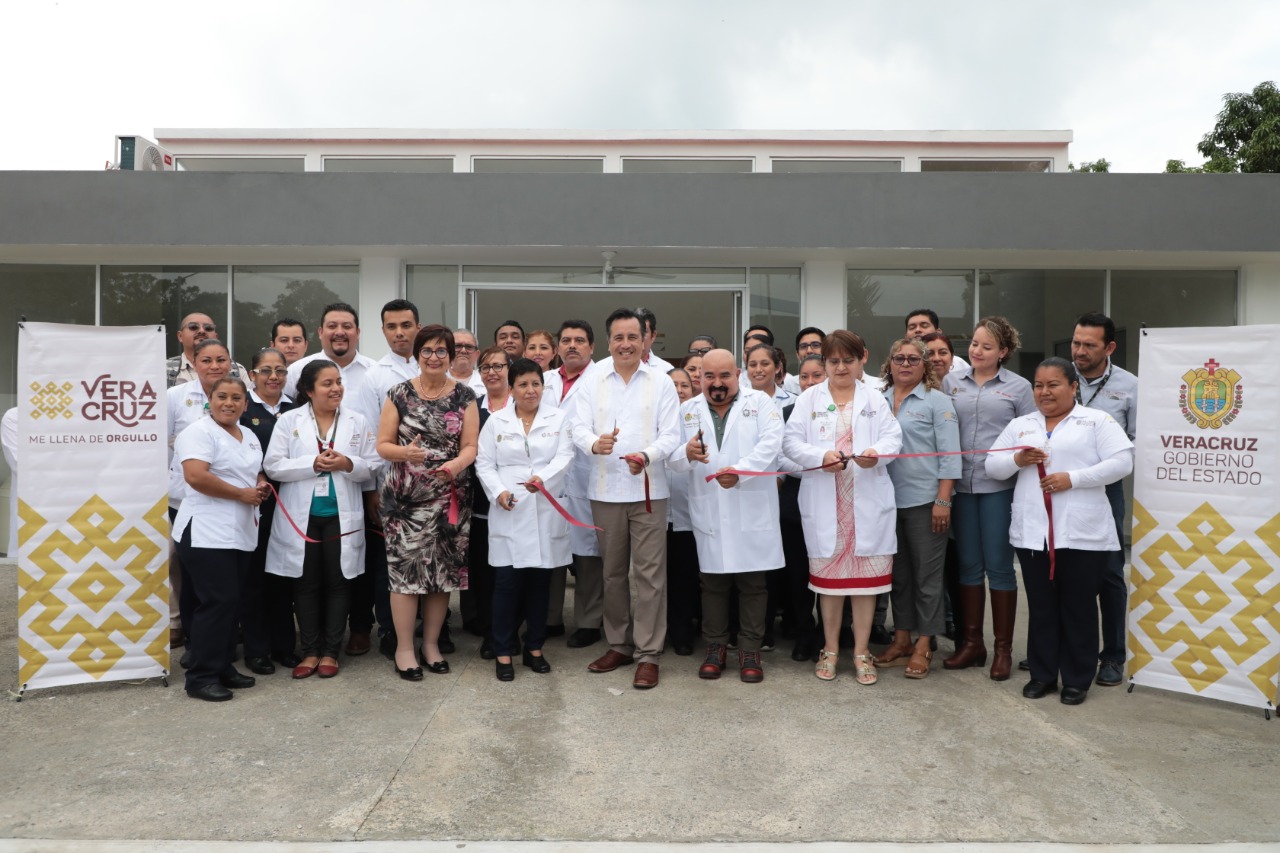 Inauguró el gobernador Cuitláhuac García, nuevo Centro de Salud en Tierra Blanca