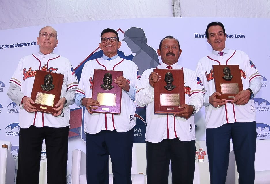 Fernando Valenzuela ingresa al recinto de los inmortales del beisbol mexicano