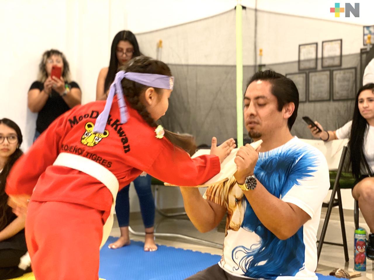 Examinan a “Pequeños Tigres Preescolares” en Moo Duk Kwan CEULVER