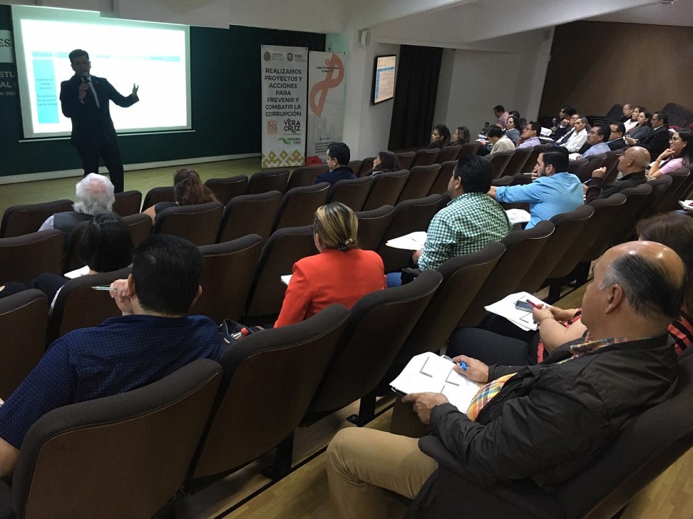 Profesionalizan a los auditores gubernamentales para transparentar recursos públicos