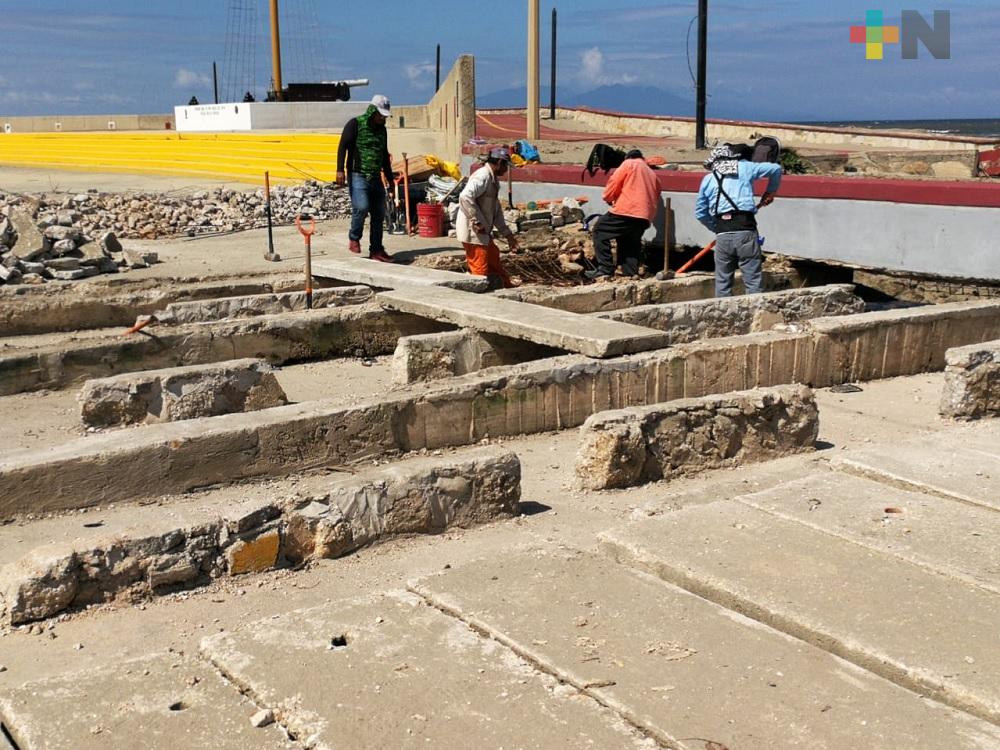 Realizan trabajos en colectores pluviales de malecón costero de Coatzacoalcos