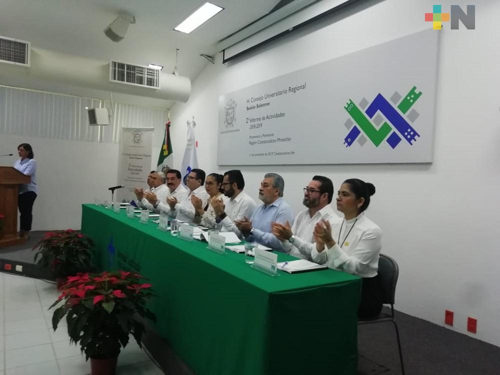 Rinde informe de actividades vicerrector de la UV campus Coatzacoalcos