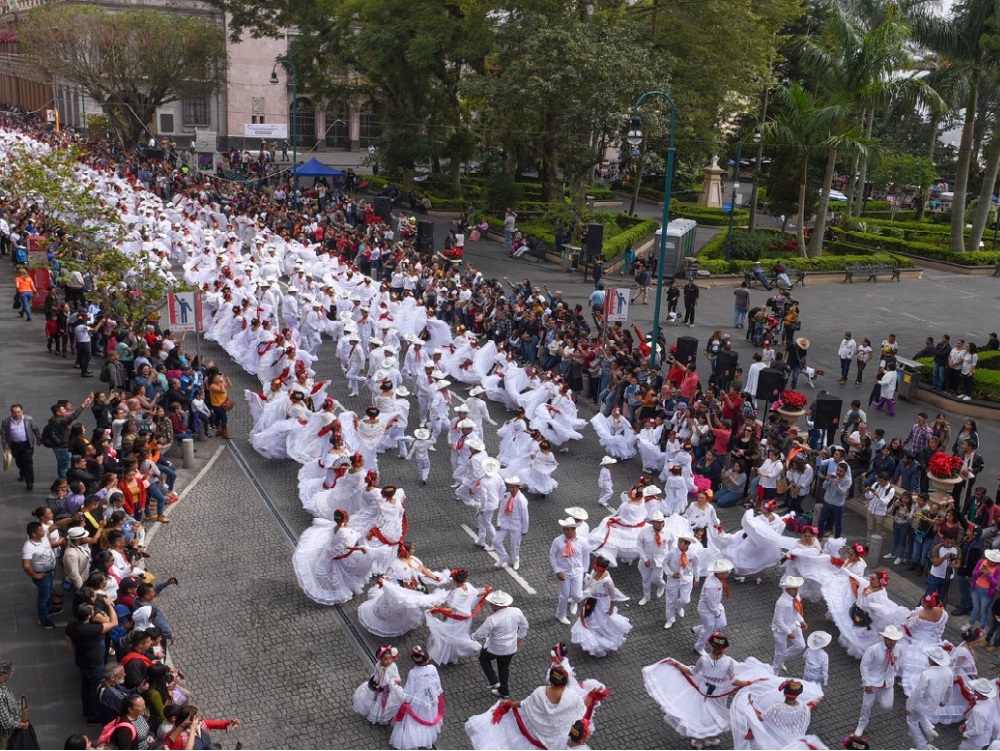Rompen récord de La Bamba y el Danzón