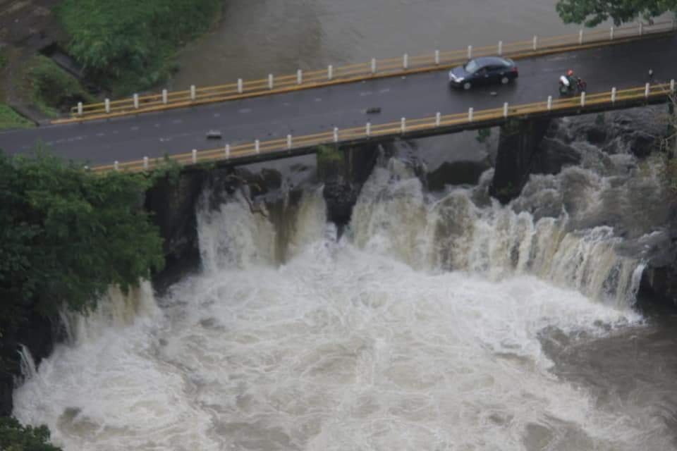 Inicia operativo aéreo para apoyar a comunidades de Los Tuxtlas afectadas por Frente Frío 8