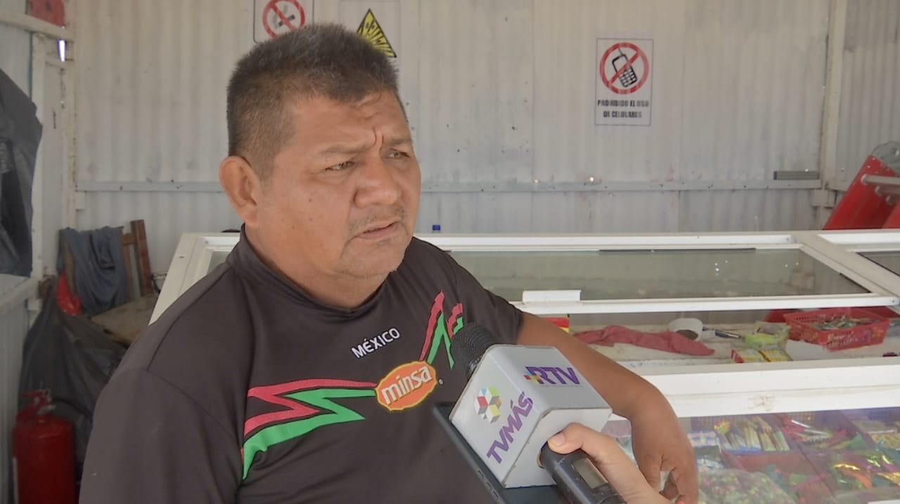 Vendedores de cohetes iniciaron ventas en Coatzacoalcos