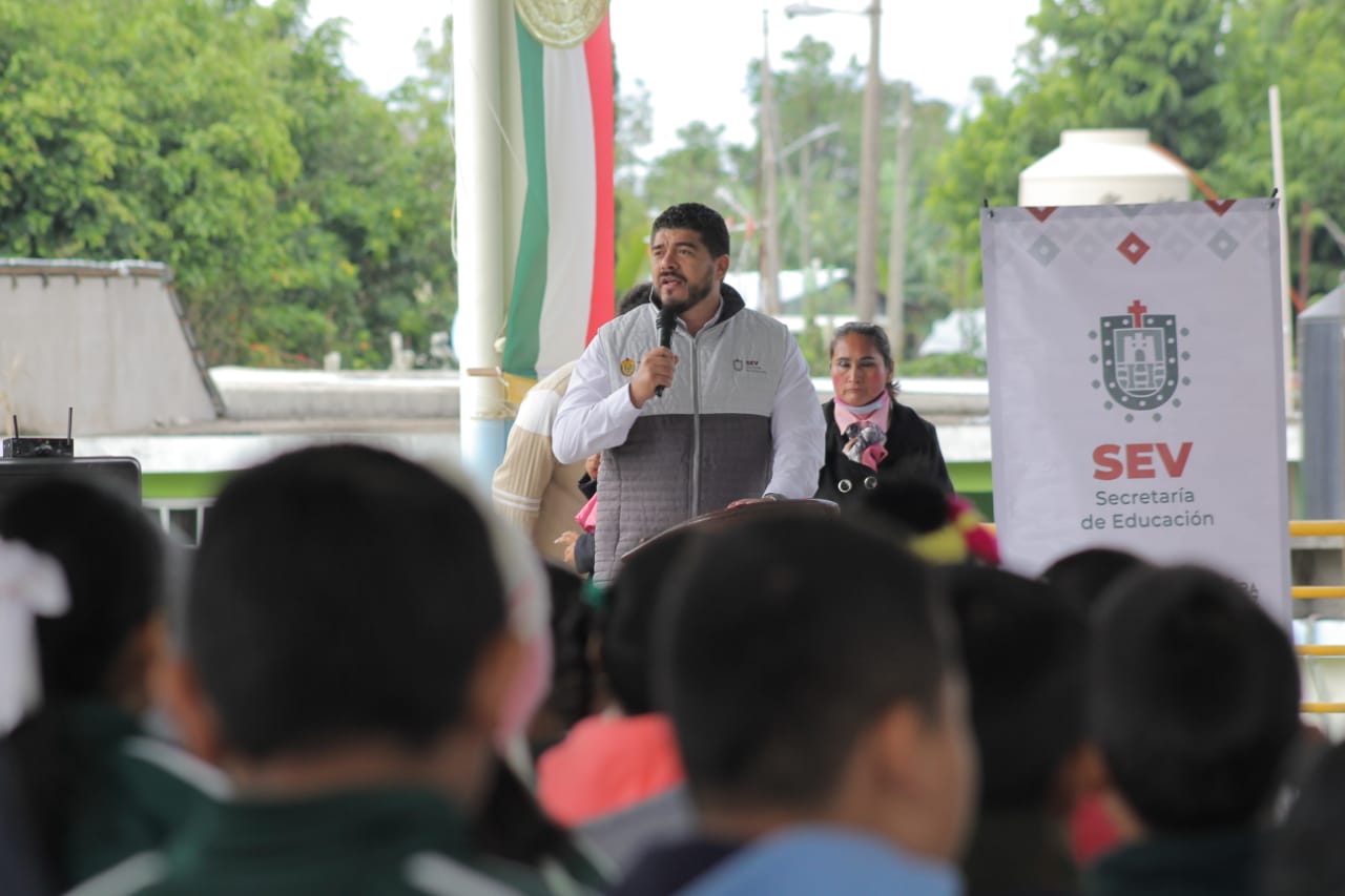 Beneficia SEV a más de 2 mil estudiantes de educación básica, en zonas de alta marginación