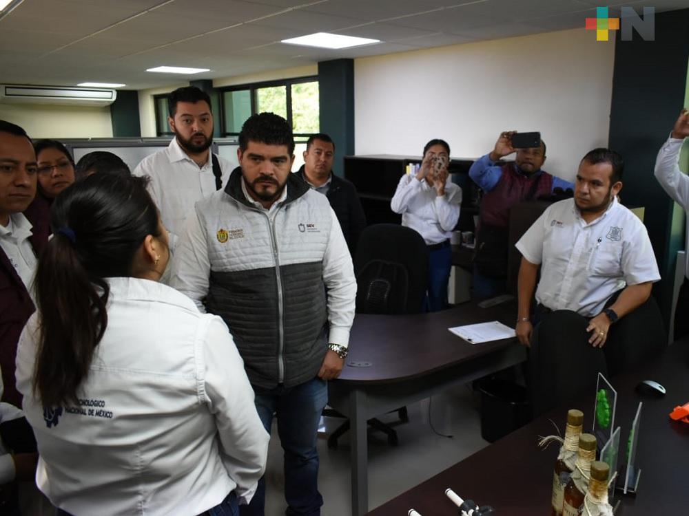 Zenyazen Escobar visita Tantoyuca para efectuar acciones en materia de educación