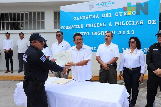 Ingresan nuevos elementos a Policía Municipal de Tierra Blanca