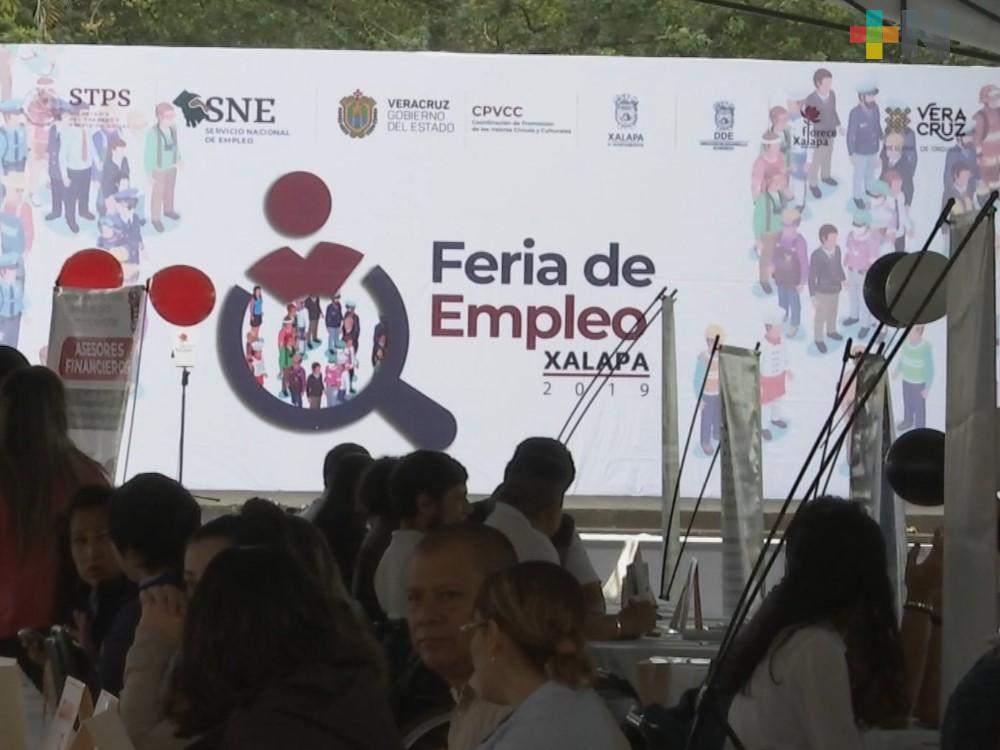 En Xalapa se lleva a cabo Feria del Empleo