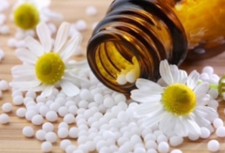 RAE cambia definición de la homeopatía, ya no es un sistema curativo