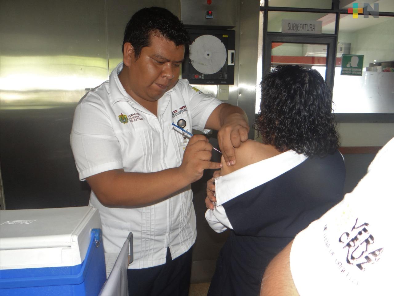 Se aplicarán 90 mil 540 dosis contra la influenza en 14 municipios del estado: SS