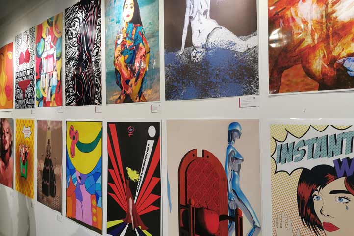Estudiantes de FCAS exponen carteles sobre la mujer en el arte