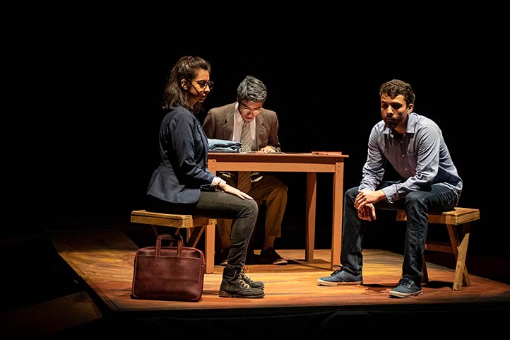 Estudiantes de Teatro presentan «Incendios»