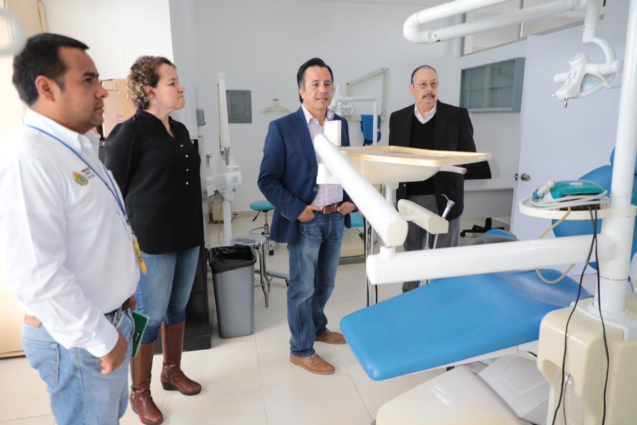 Anuncia Cuitláhuac García construcción y rehabilitación de 953 instalaciones de salud