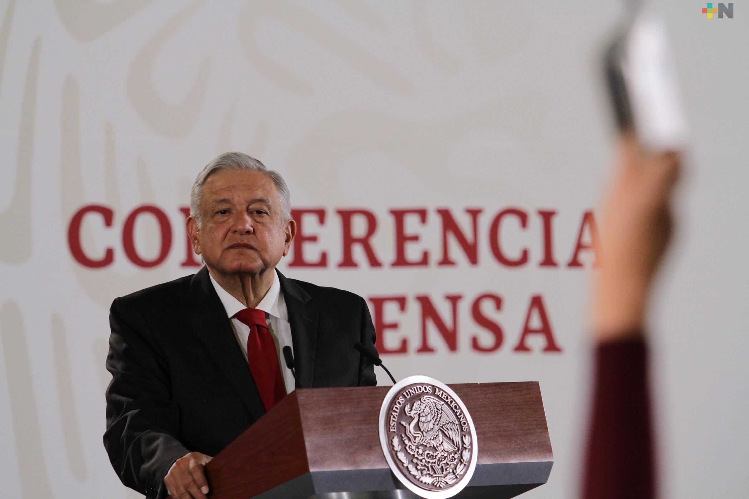 Urge López Obrador a aprobar eliminación de fuero a servidores públicos