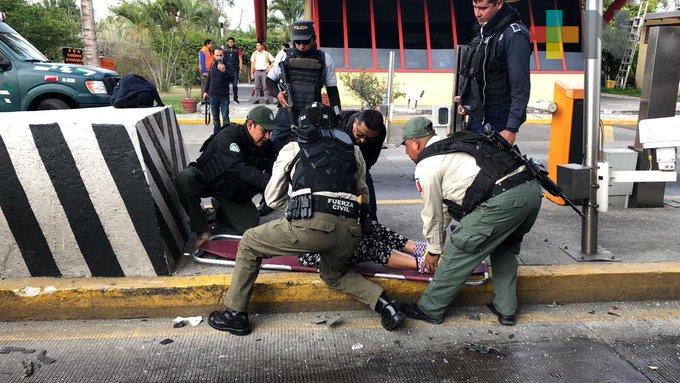 5 lesionados en accidente múltiple, en la caseta de Plan del Río