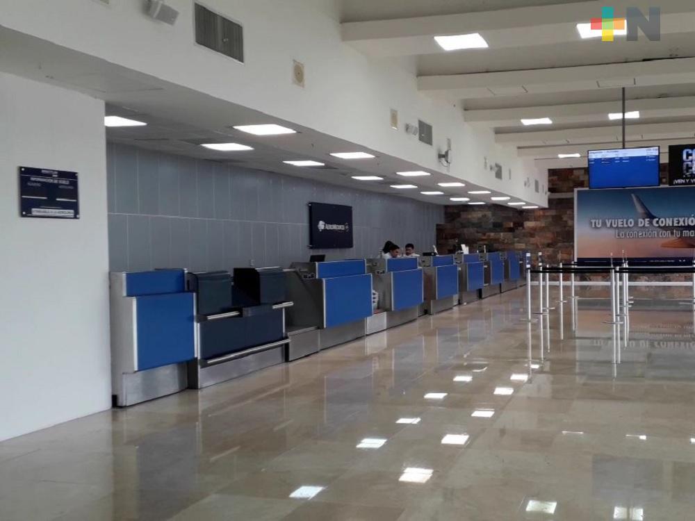 Para el próximo año modificarán sala de espera de Aeropuerto de Minatitlán