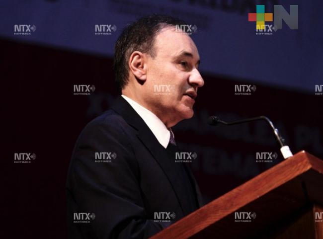 Guerra contra narco, dejó muerte y corrupción Durazo