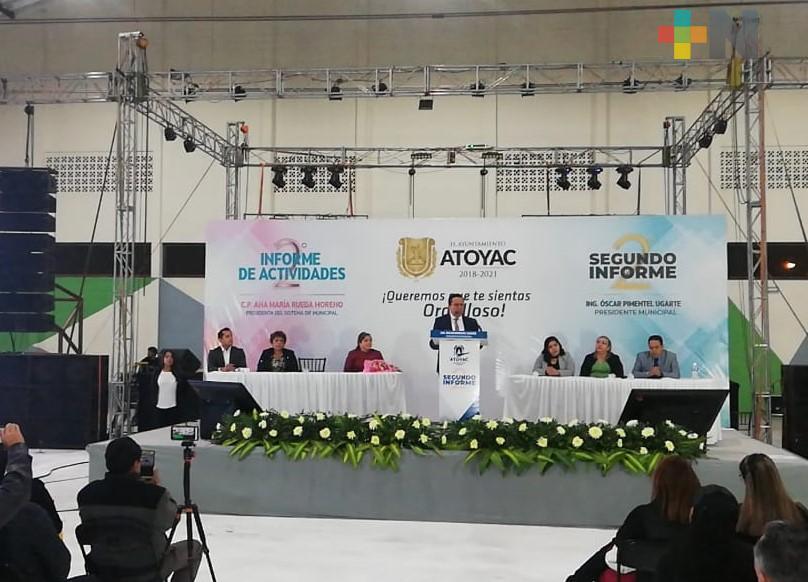 Rindió segundo informe de labores alcalde de Atoyac