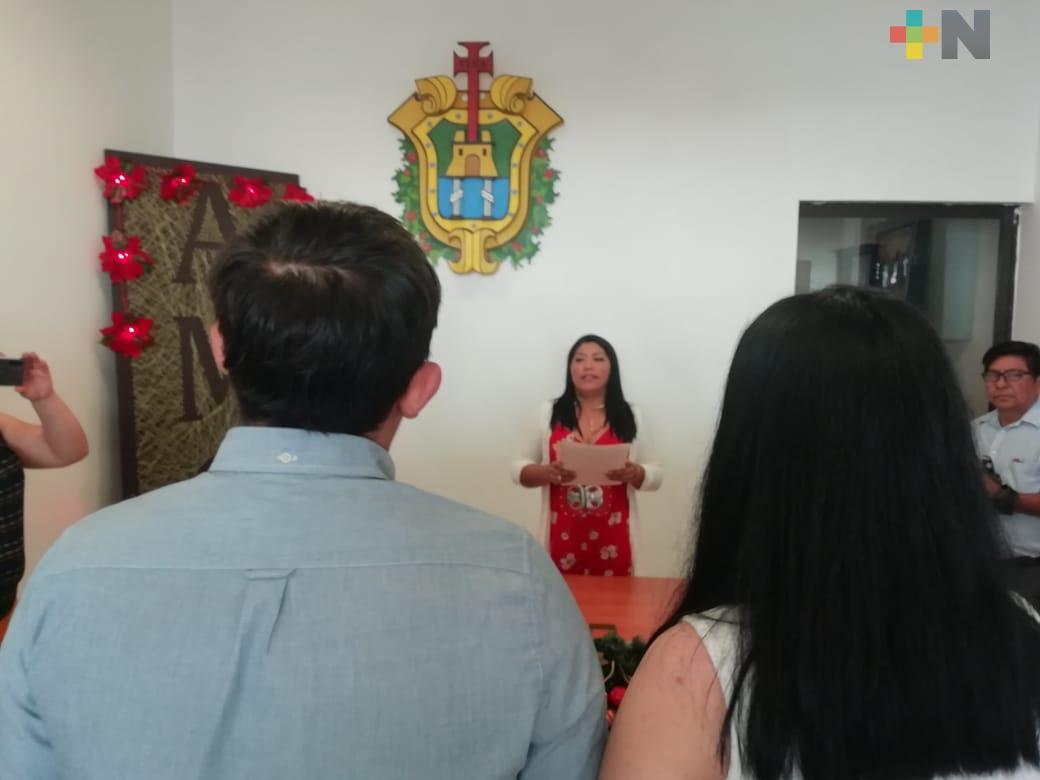 Parejas aprovechan la temporada decembrina para contraer nupcias